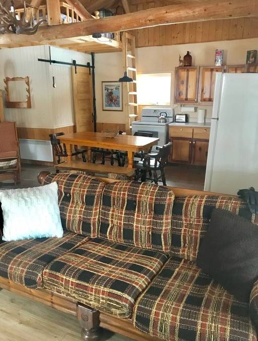 Sam – Intérieur, cuisine et salon